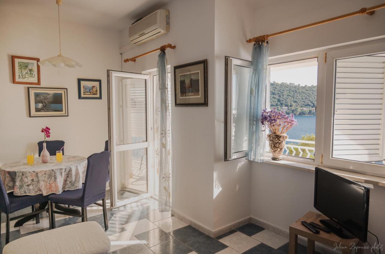 Apartments Lastovo Silic Bagian luar foto