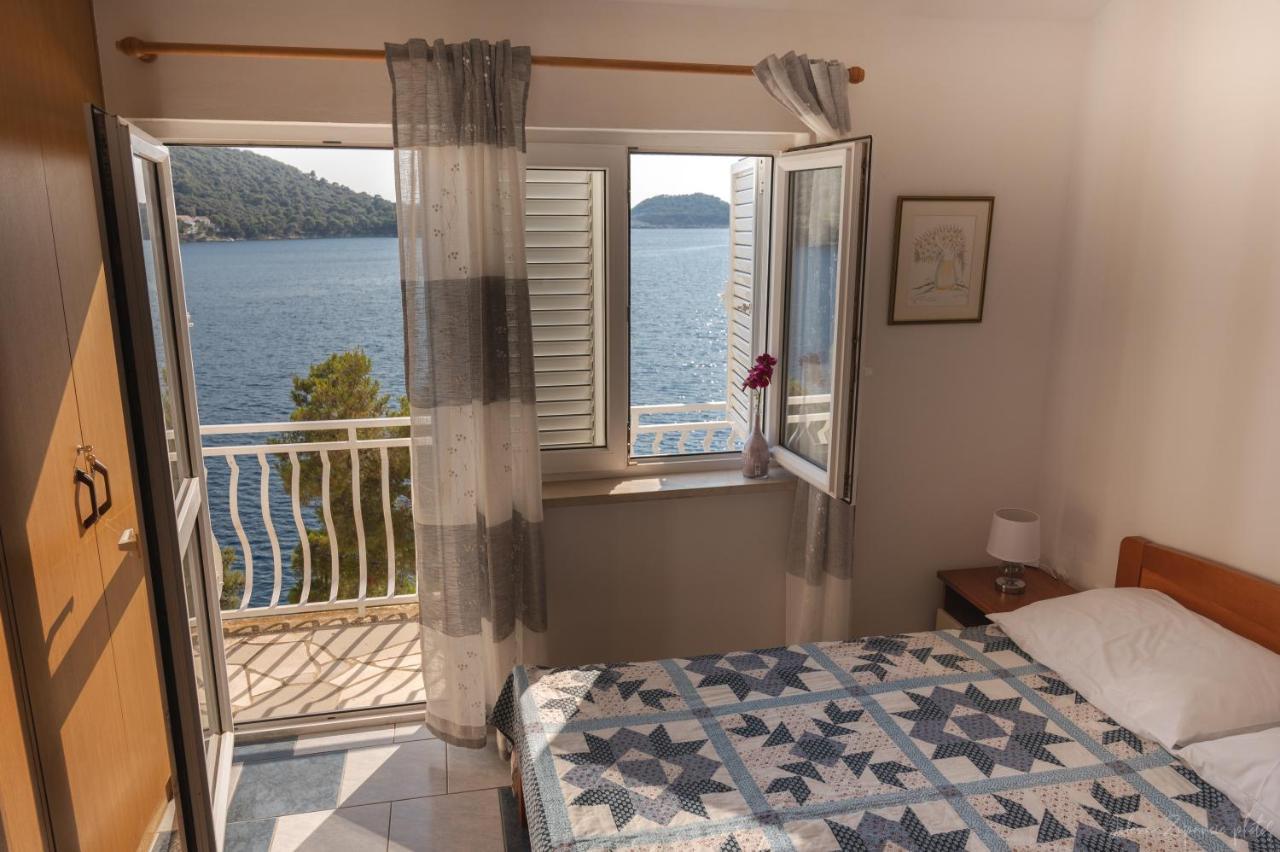 Apartments Lastovo Silic Bagian luar foto