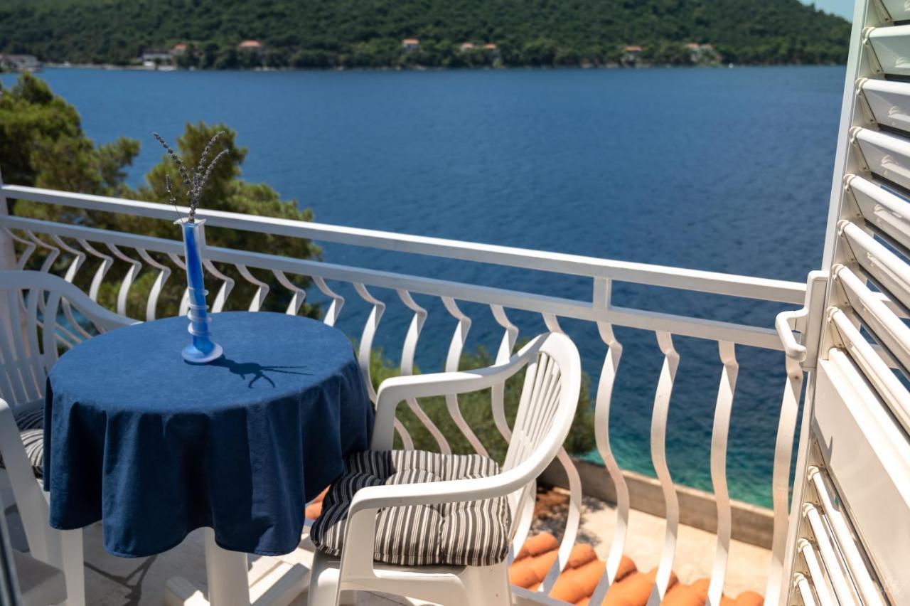 Apartments Lastovo Silic Bagian luar foto