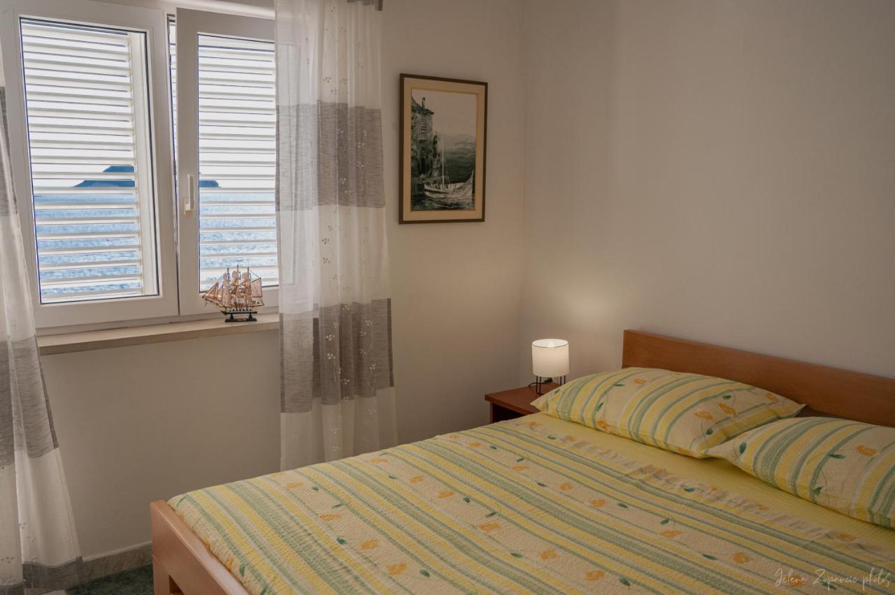 Apartments Lastovo Silic Bagian luar foto
